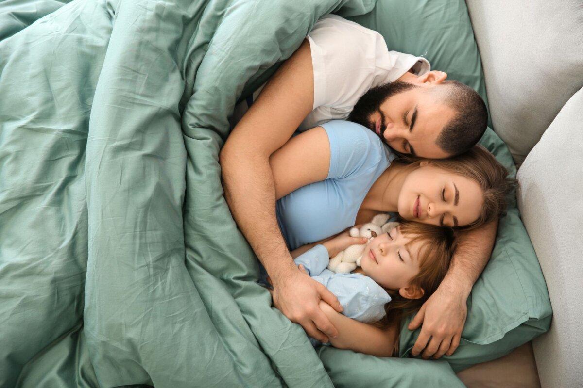 Ruhigen Kinderschlaf wünschen sich wohl viele Eltern.